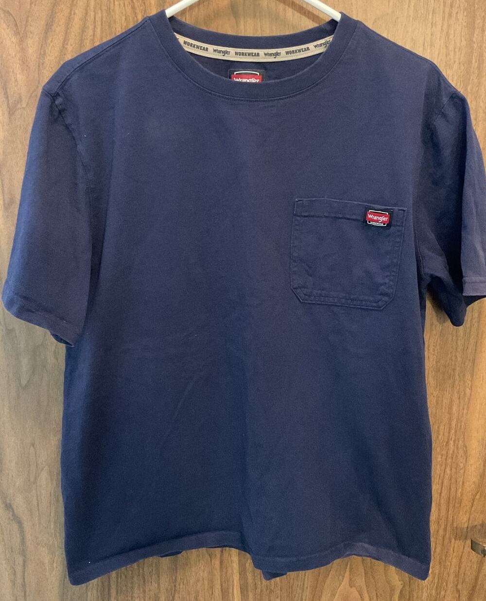Wrangler Men's Medium Workwear Short Sleeve Navy T-shirt Pocket